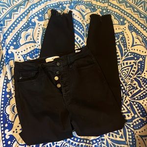 Button up black kancans